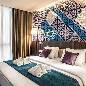 Mercure Center Hotel